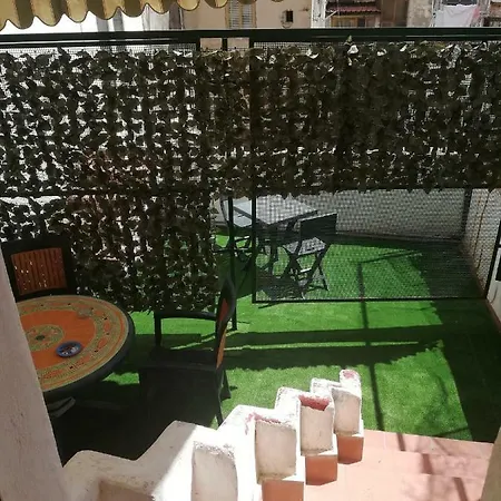 Royal Dante Frühstückspension 3*