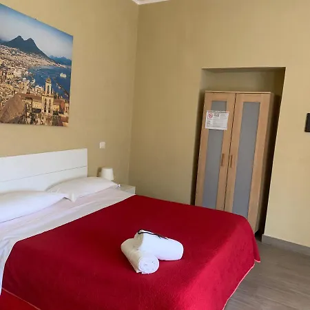Royal Dante 3* Naples